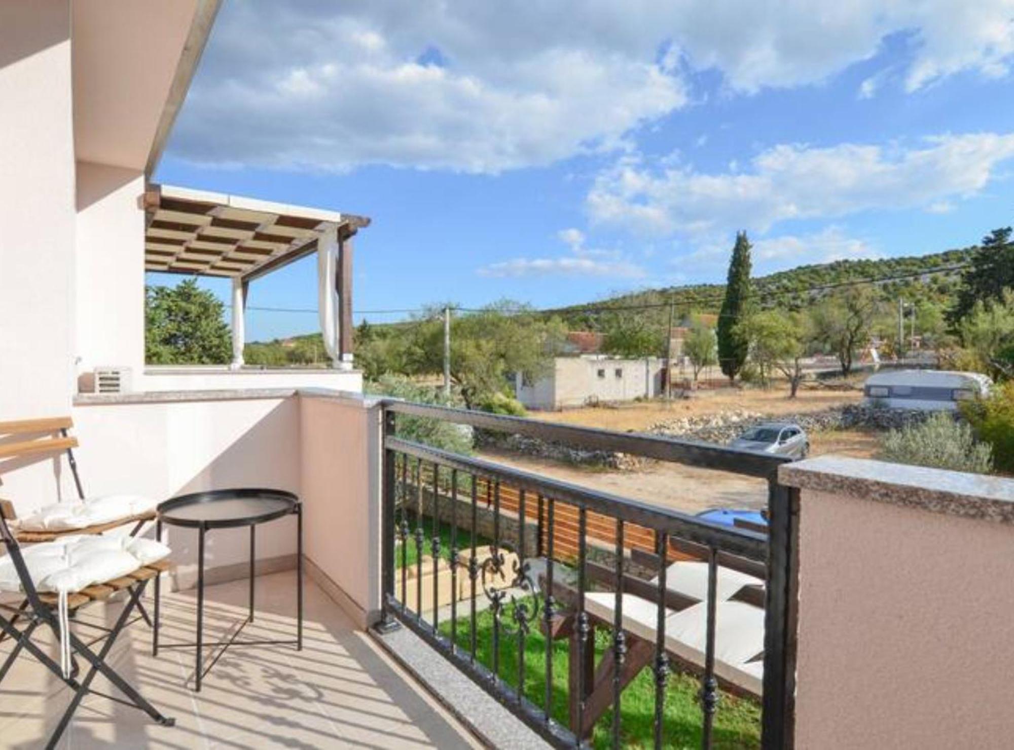Apartment Villa Troskot Pirovac Exteriör bild