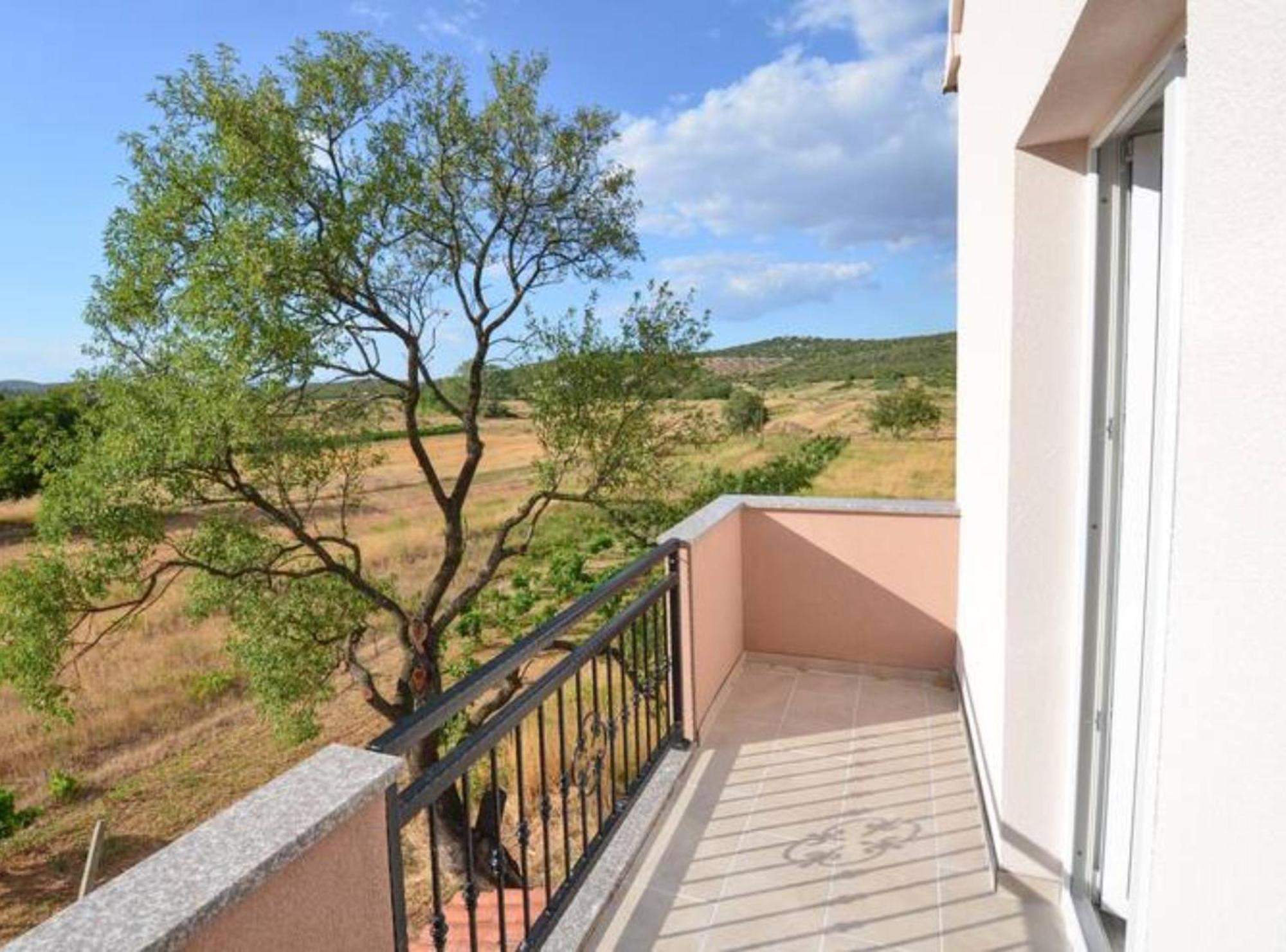Apartment Villa Troskot Pirovac Exteriör bild